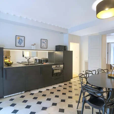 Amazingapartment #gallerieslafayette #madeleine#ac * Parigi